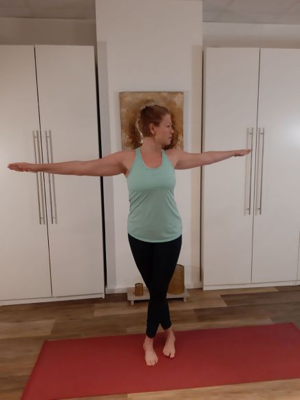 Meike Kämmerer, stehender Twist