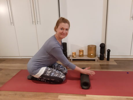 Meike Kämmerer, Faszienmassage Unterarme FAYO Rolle