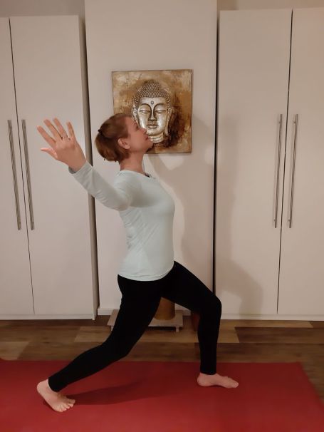 Meike Kämmerer, Krieger 1 mit zur Seite geöffneten Armen
