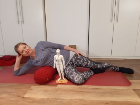 Meike Kämmerer, Seitbeuge mit Bolster